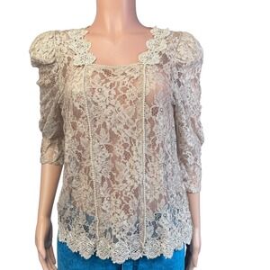 Vintage Beige‎ Lace Blouse Top Sz S Sheer Floral Scallop Trim Pearl Button